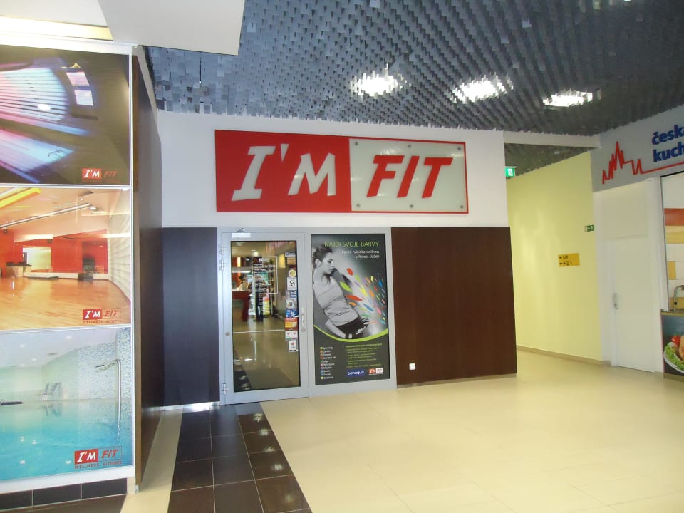 Fitness Studio von aussen Clarion Congress Hotel Prague