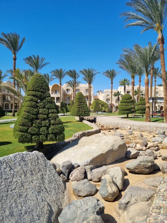 Gartenanlage Jaz Makadina