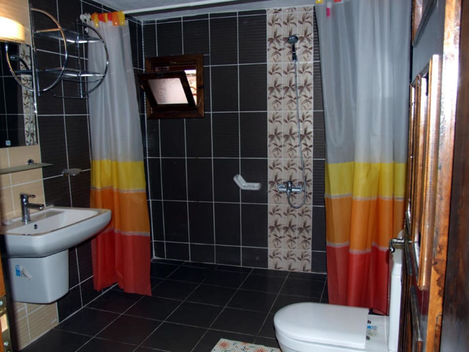 Bathroom suit Guesthouse Akropolis