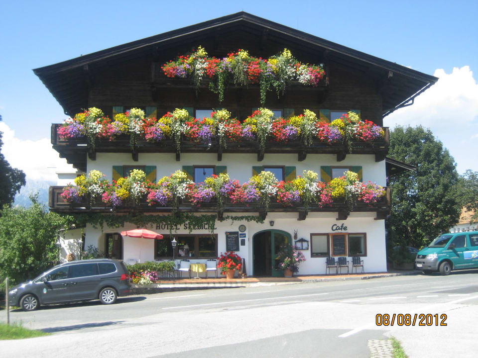 Traumhafter Blumenschmuck Hotel Seebichl