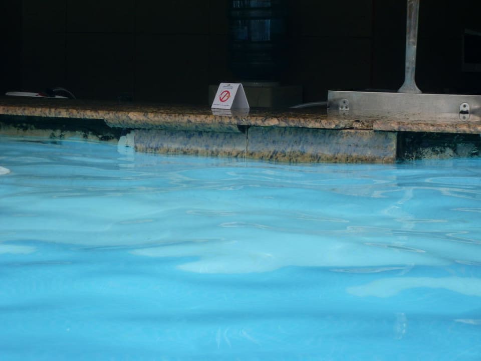 Poolbar Hotel Grand Palladium Palace Resort, Spa & Casino