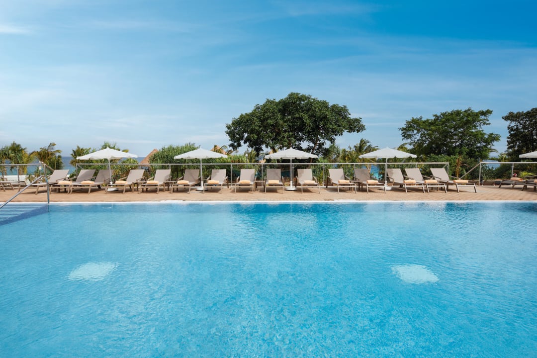 Außenansicht Hotel Riu Jambo