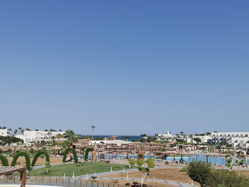 Gartenanlage SUNRISE Crystal Bay Resort