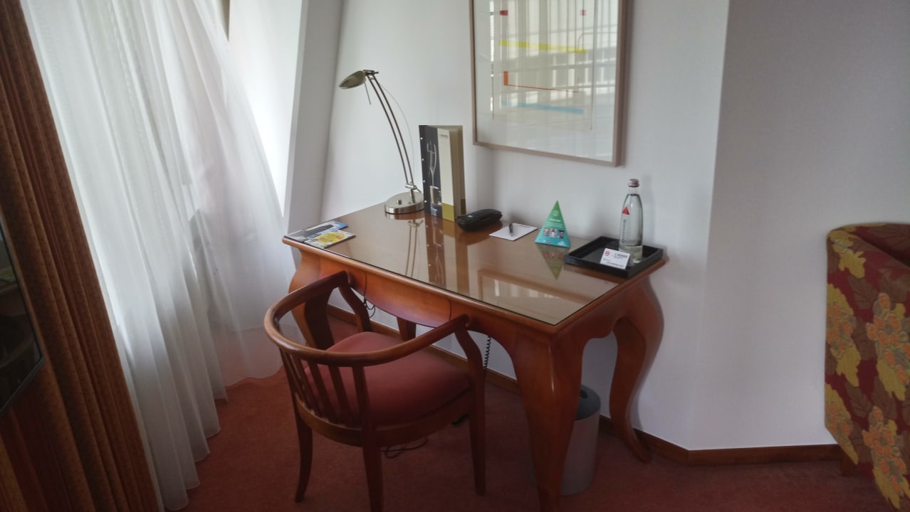 Zimmer Lindner Hotel Frankfurt Main Plaza, part of JdV by Hyatt