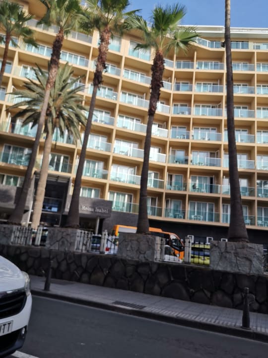 Außenansicht Bull Reina Isabel & Spa