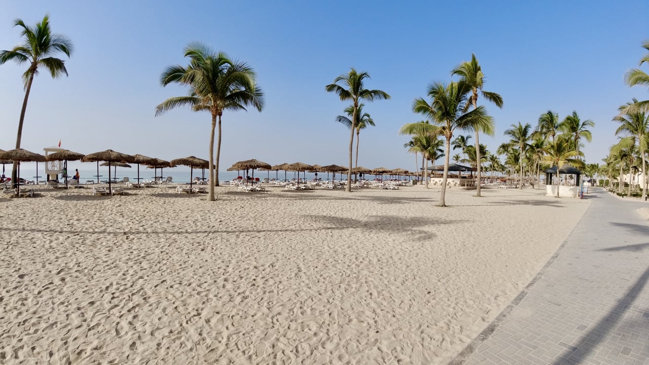Strand Salalah Rotana Resort
