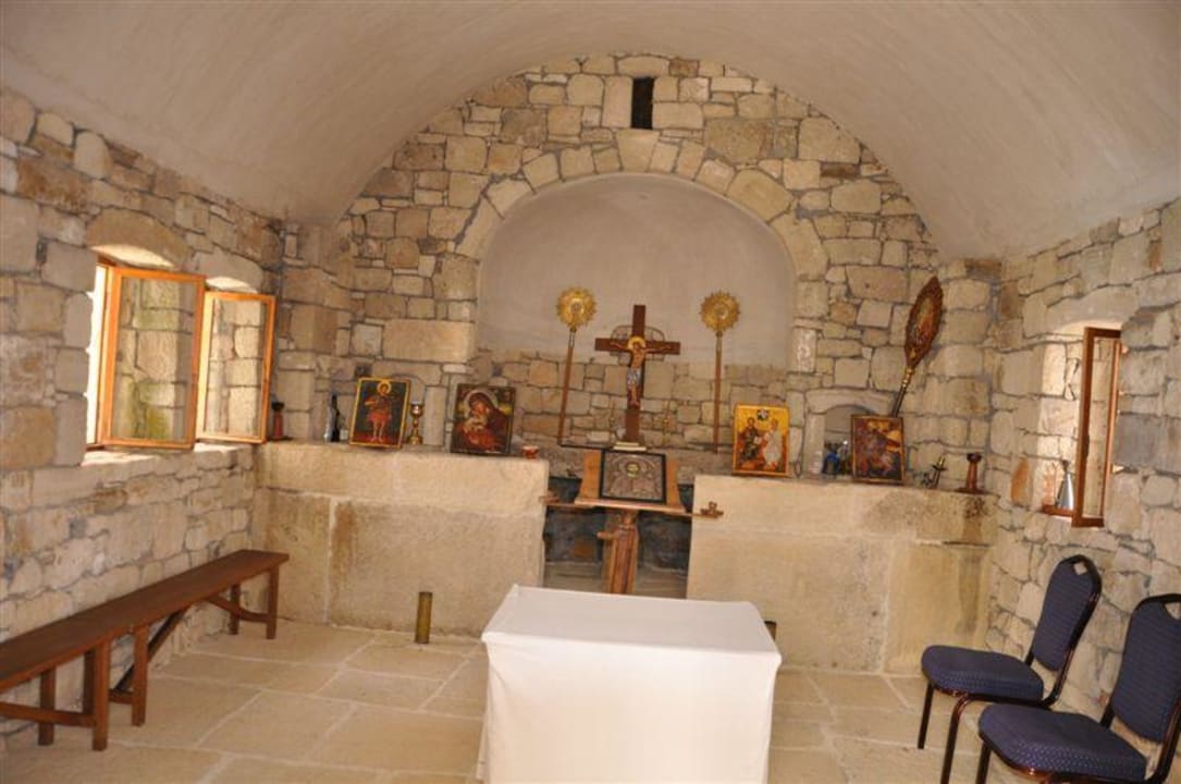 Kościół Św. Trynity Creta Maris Resort