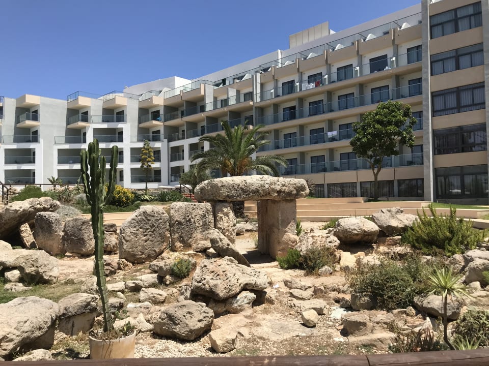Gartenanlage DoubleTree by Hilton Malta