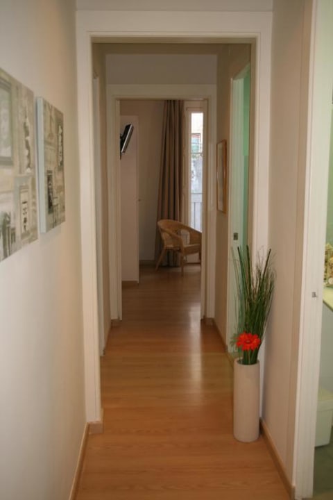 Pasillo Hotel BcnStop Parc Güell