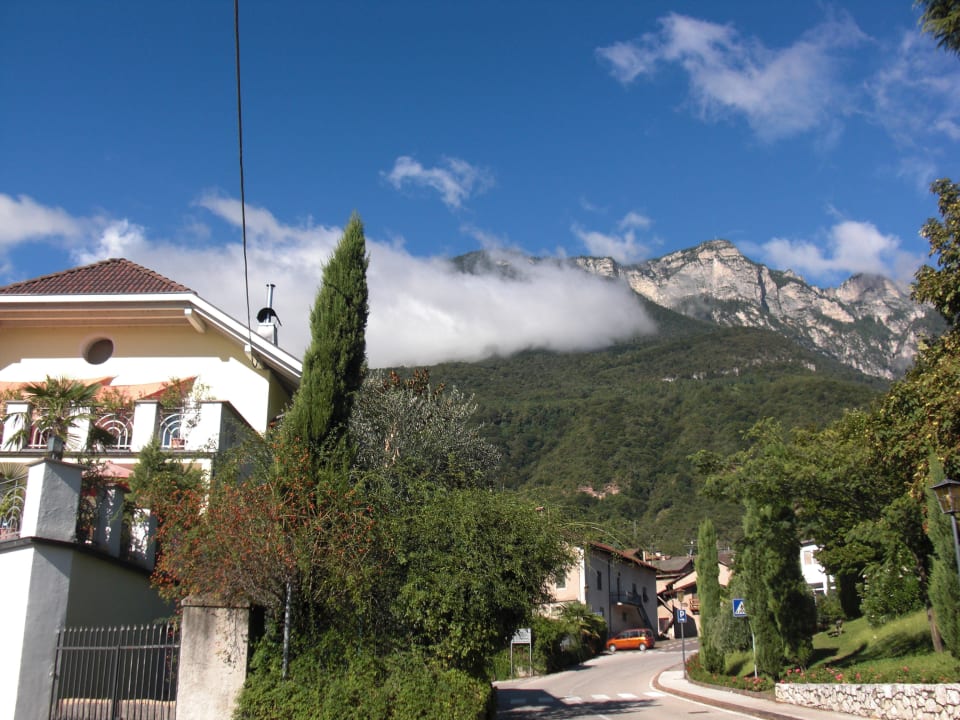 Richtung Berge Tirolerin B&B