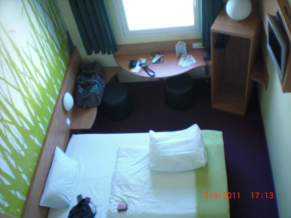 Der untere Schlafbereich B&B Hotel Berlin Genshagen-Süd