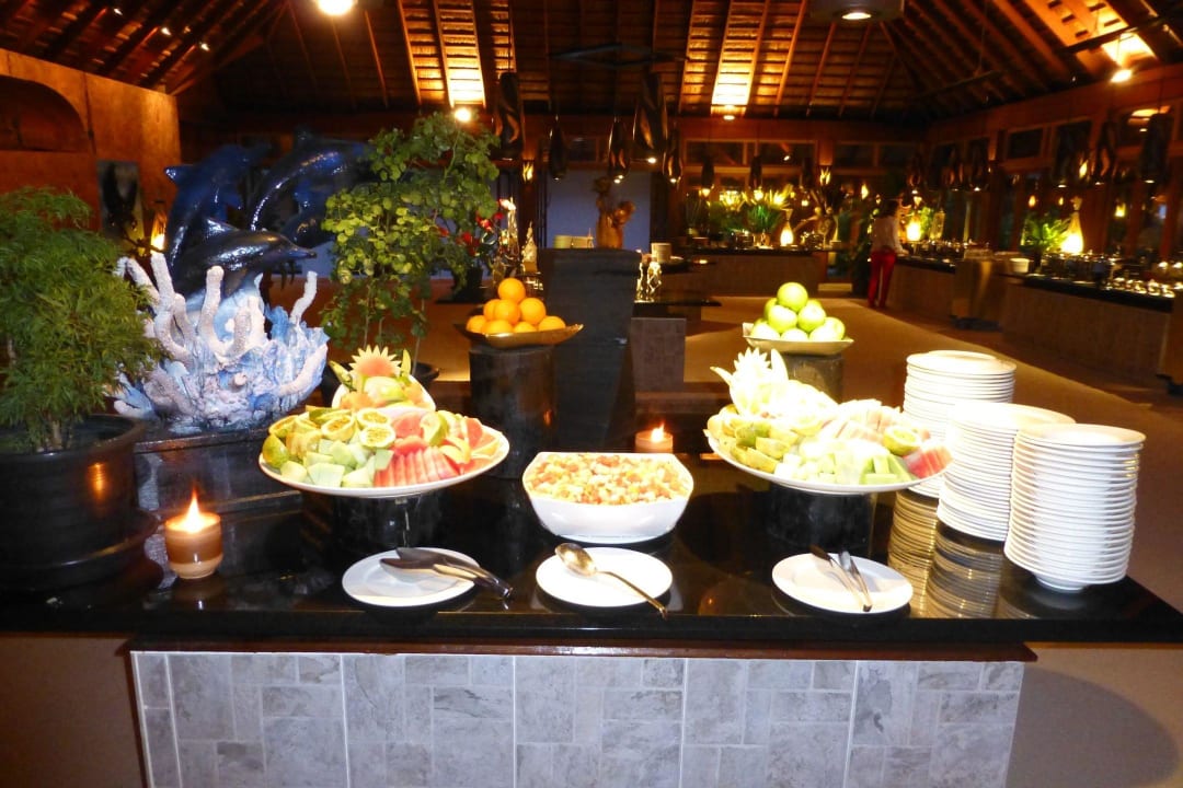 Frühstücksbuffet Vilamendhoo Island Resort & Spa