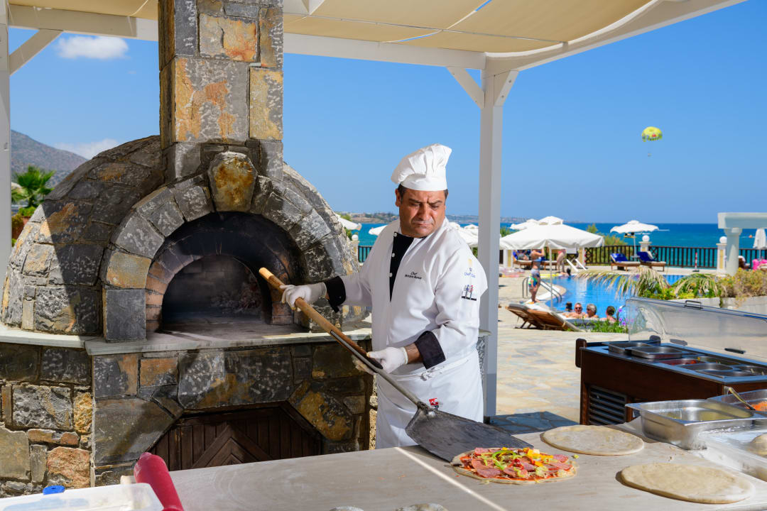 Gastro Alexander Beach Hotel & Village Resort