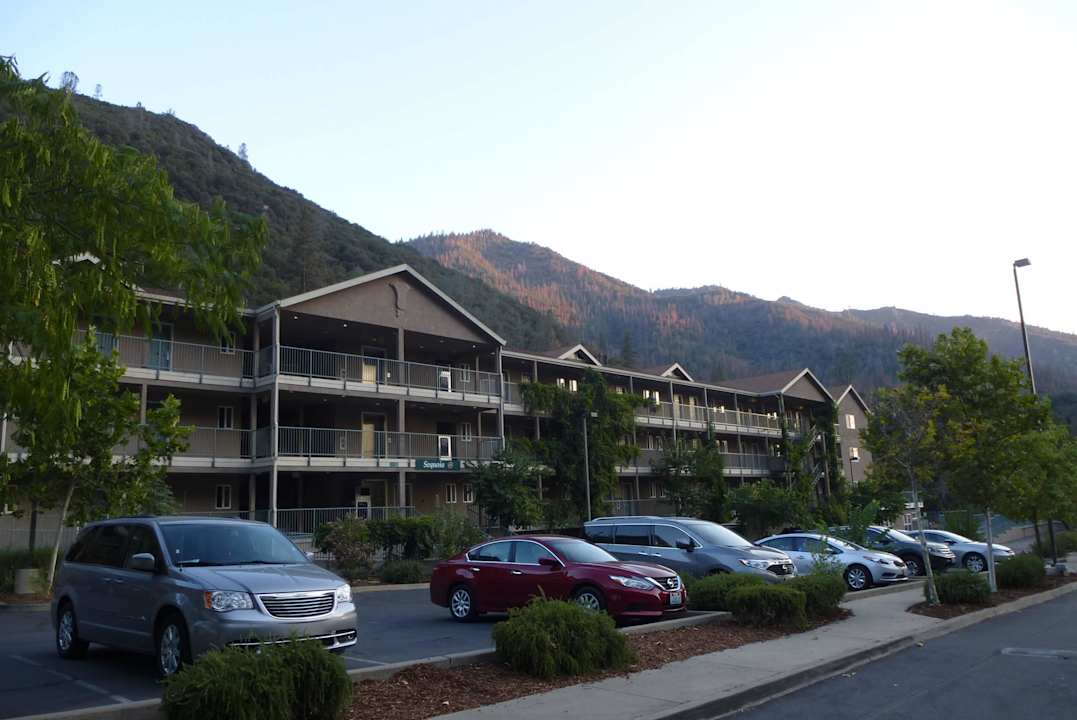 Außenansicht Hotel Yosemite View Lodge