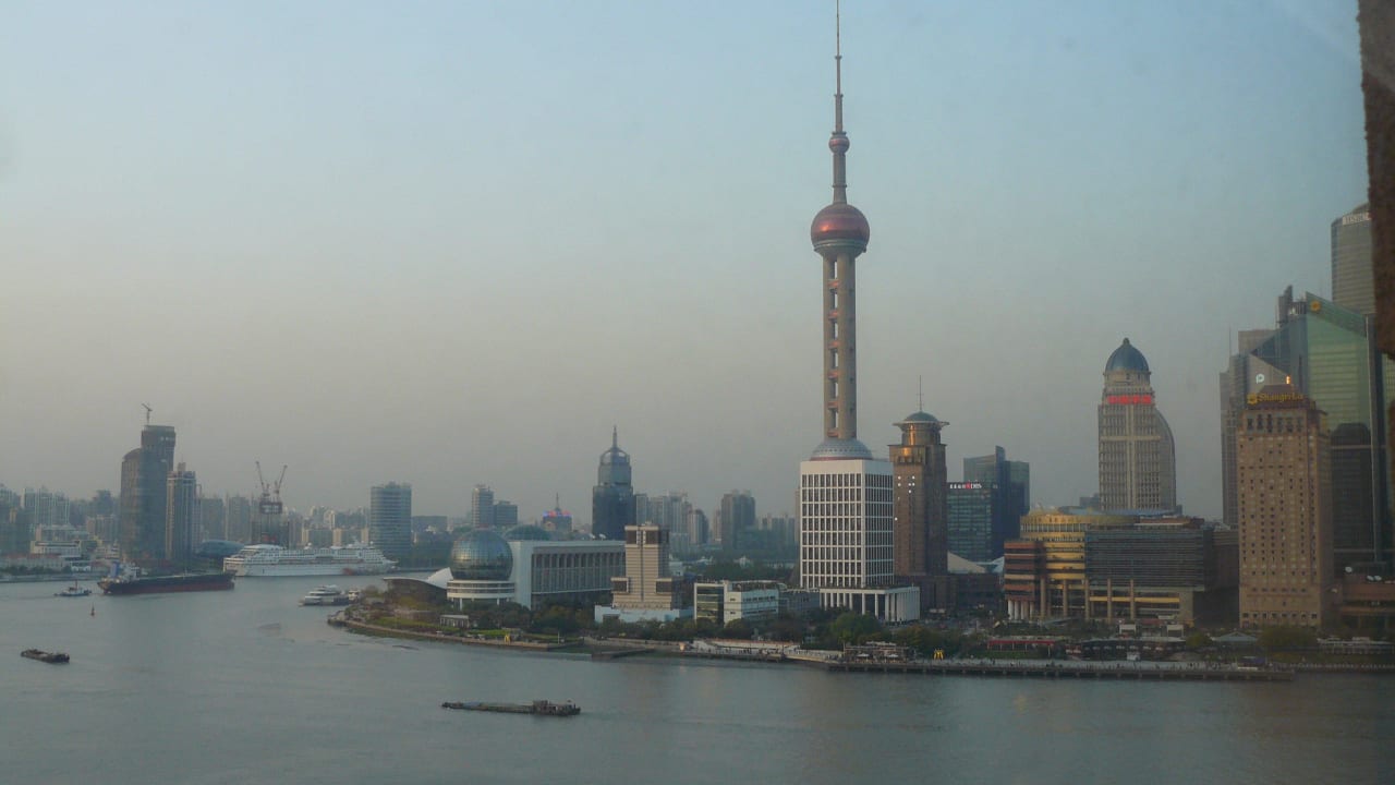 Blick vom Zimmer auf den Oriental Pearl Tower Maxx by Steigenberger on the Bund Shanghai