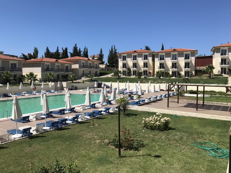 Pool Club Resort Atlantis