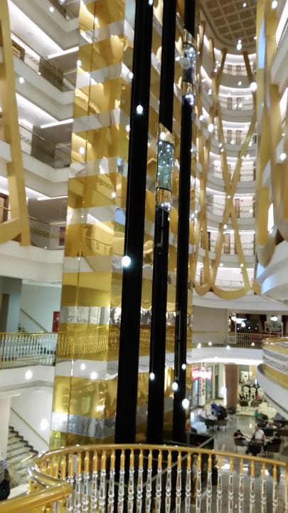 Blick Lobby Dream World Aqua Hotel