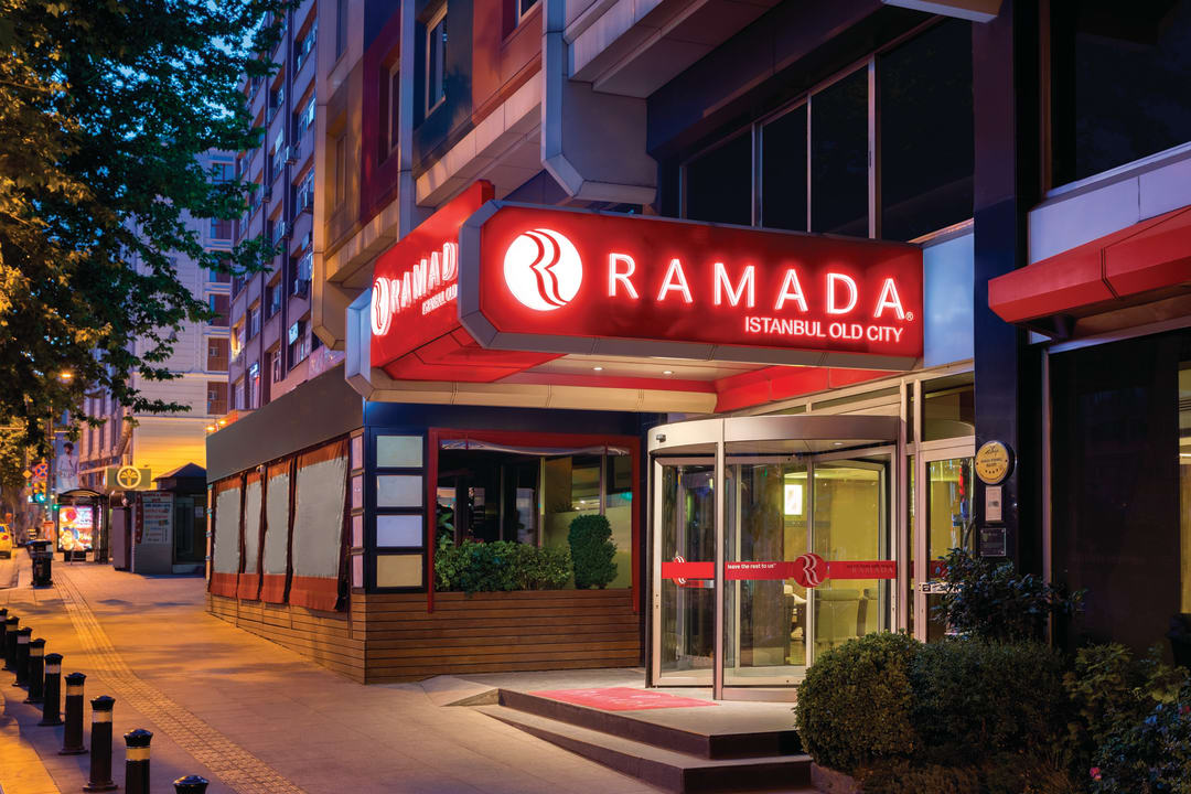 Lobby Ramada by Wyndham Istanbul Old City