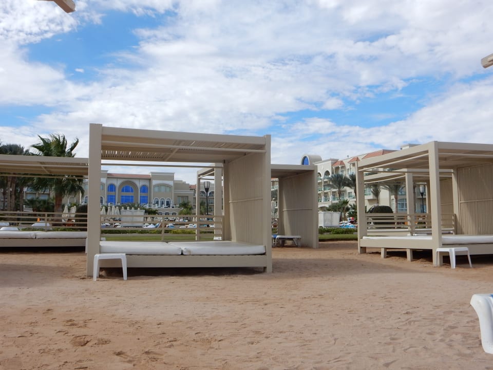 Strand Premier Le Reve Hotel & Spa