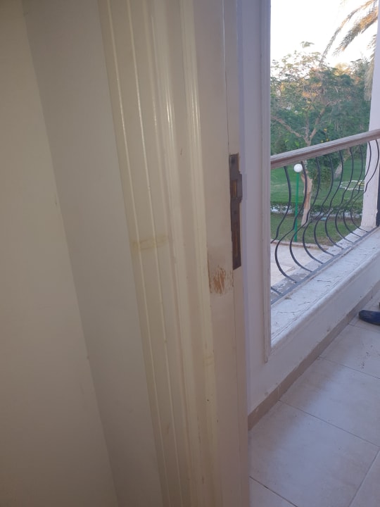 Zimmer Menaville Safaga