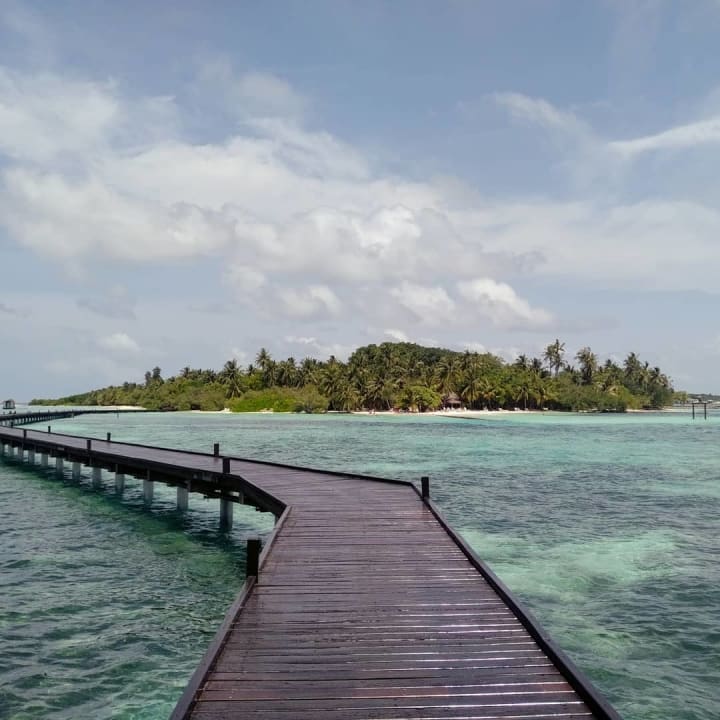 Außenansicht Adaaran Select Hudhuran Fushi - Premium All Inclusive