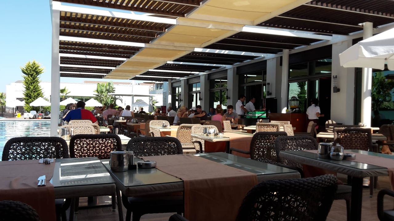 Erweiterte Terrasse Restaurant Sherwood Blue Belek