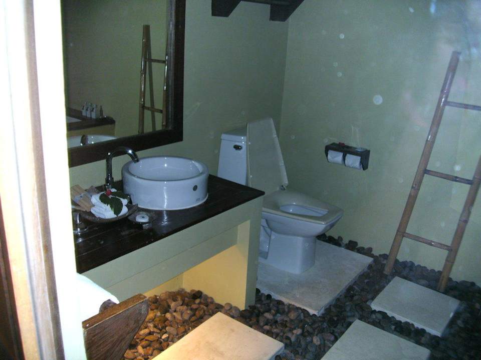 Bad von Bungalow 42 Le Paradis Boutique Resort & Spa