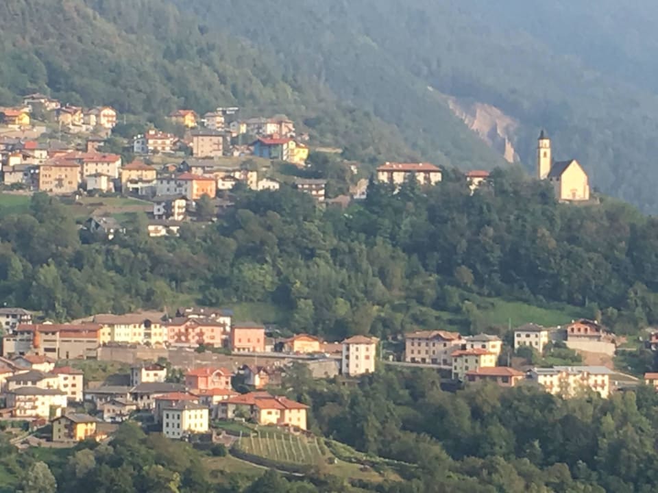 Blich von Sover nach Segonzano Hotel Alle Piramidi