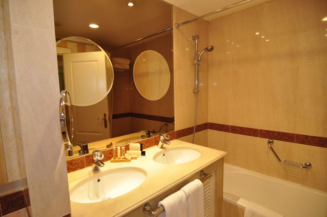 Zimmer 417 Apartments Guadalpin Suites