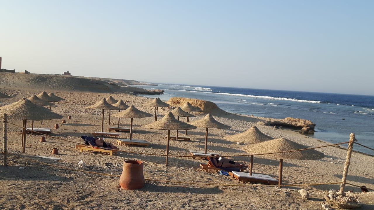 Strand Rohanou Beach Resort
