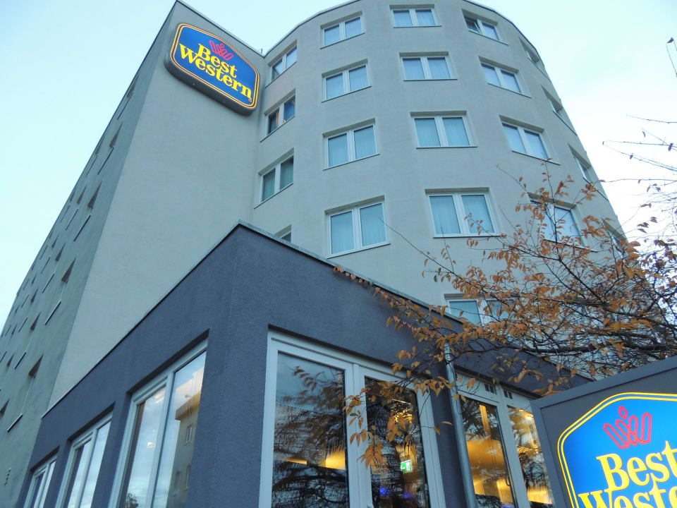 Hotel PLAZA INN Stuttgart Airport Messe