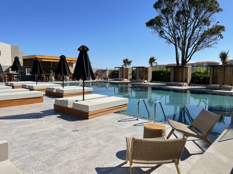 Pool Eliros Mare