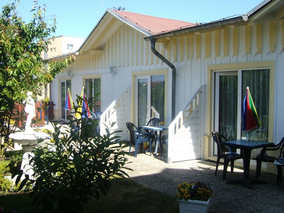 Ferienwohnungen mit Terrasse Ferienpension Mittag