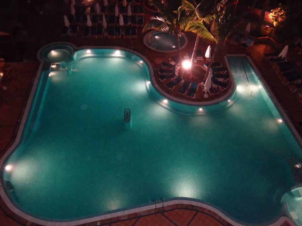 Pool at night Bull Dorado Beach & Spa