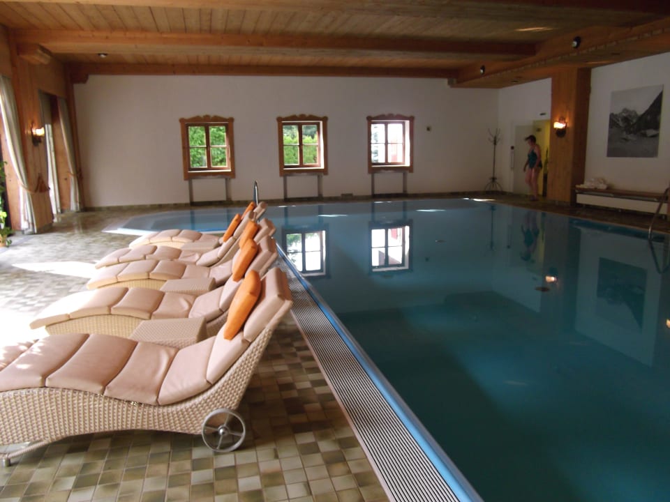 Hallenbad Alm- & Wellnesshotel Alpenhof