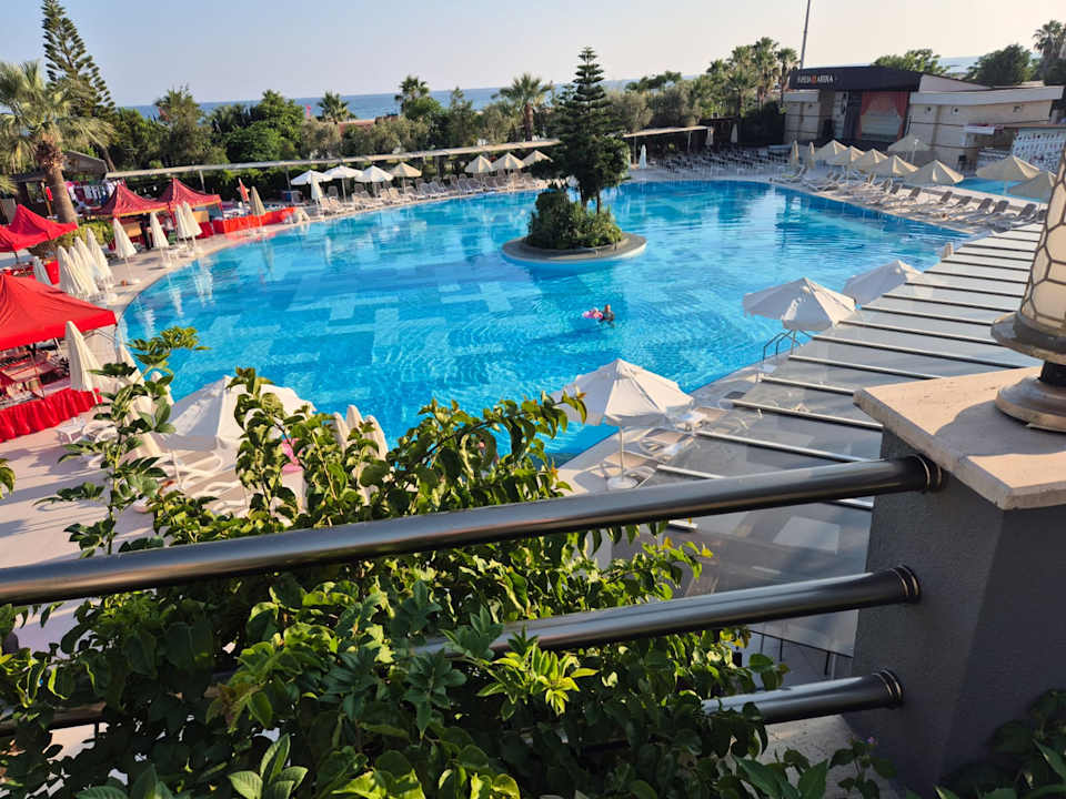 Pool Seamelia Beach Resort