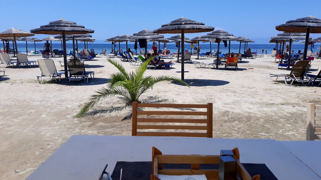 Strand Alea Hotel & Suites