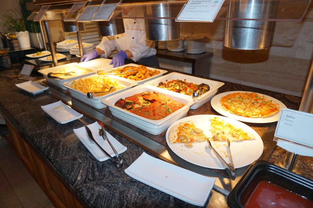 Hauptgerichte und Kinderessen Zafiro Palmanova