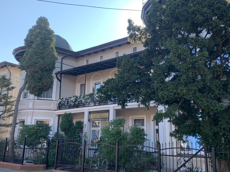 Außenansicht Villa Casteria