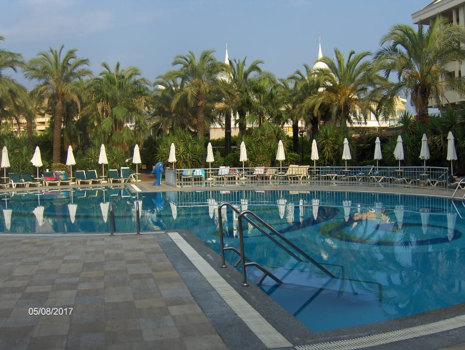 Pool Calimera Hane Garden