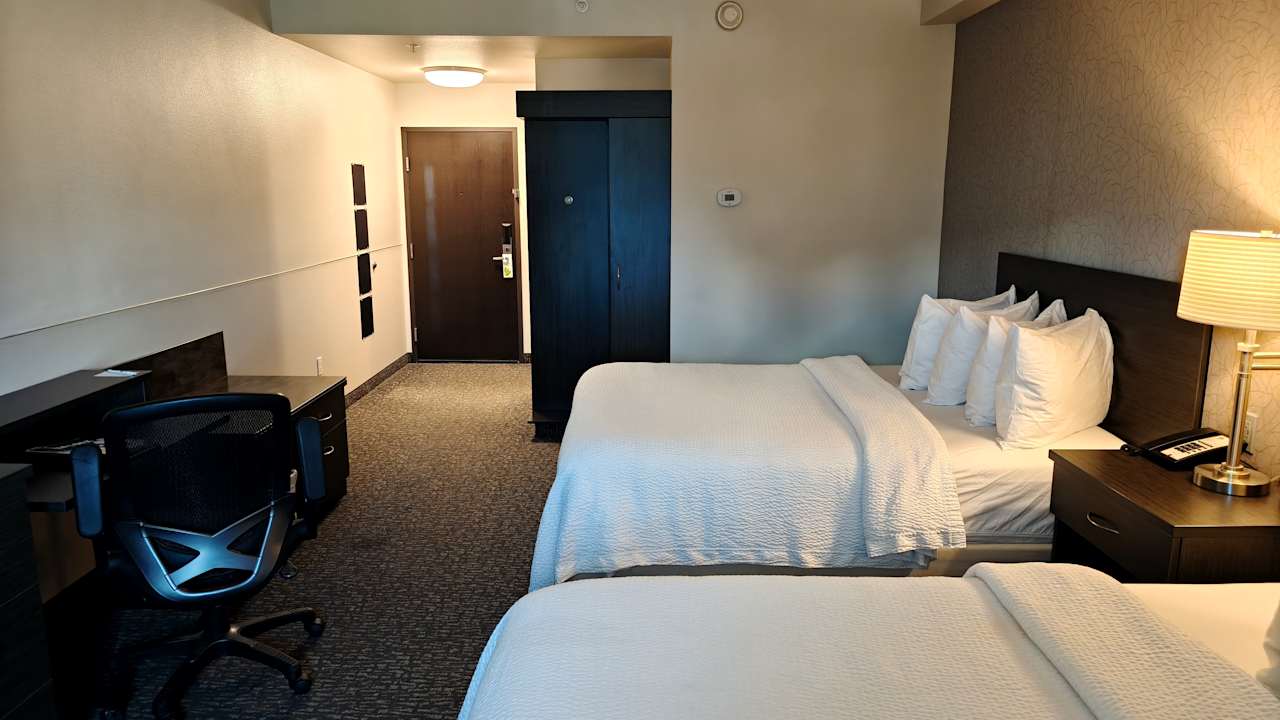 Zimmer Totem Inn  Hotel & Suites