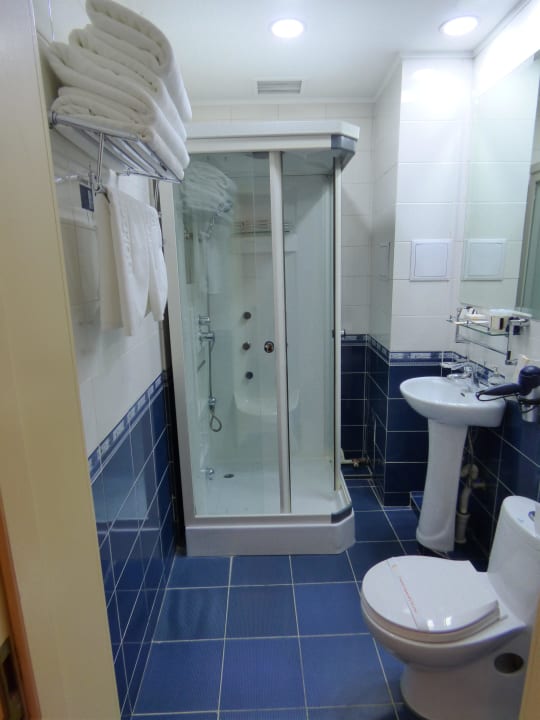 Badezimmer Hotel Golden Dragon