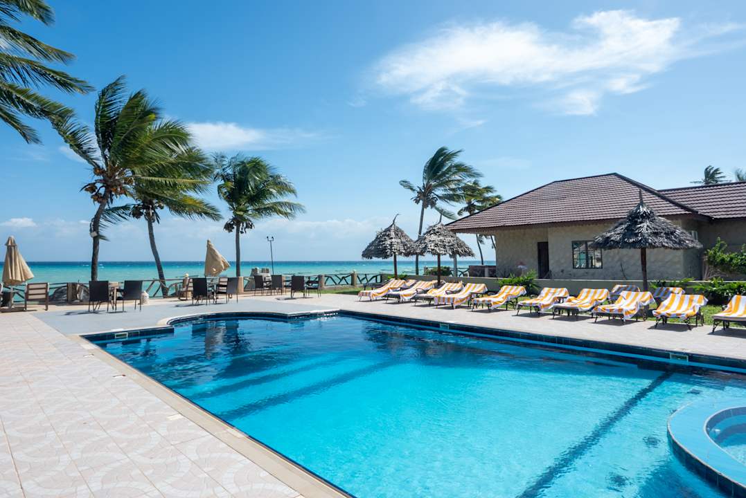 Pool Mandarin Resort Zanzibar