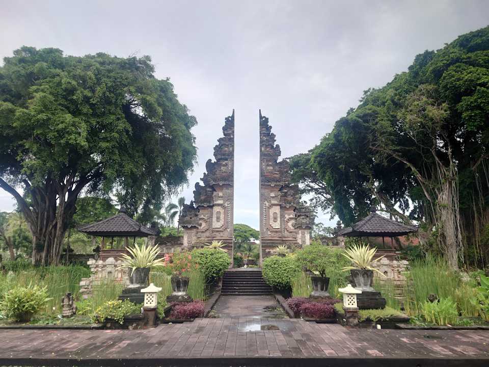 Gartenanlage Nusa Dua Beach Hotel & Spa