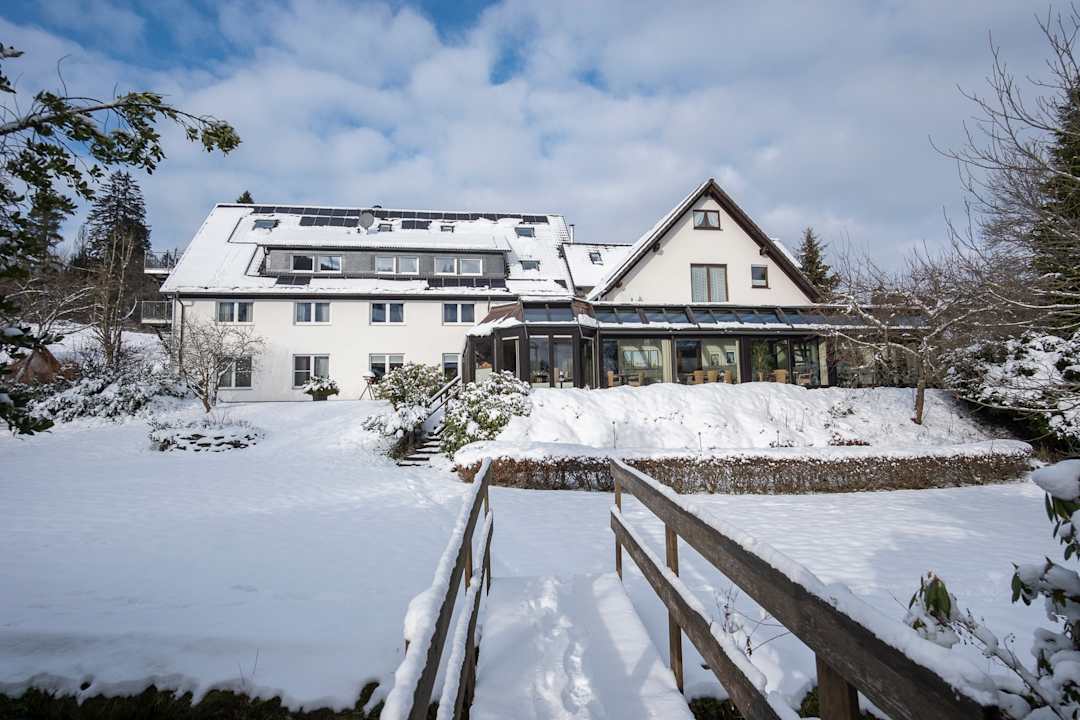 Außenansicht Hotel im Auerbachtal