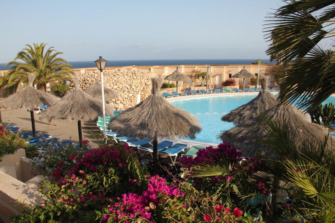 Hauptpool aber eher kalt und sehr sehr windig SBH Monica Beach Resort