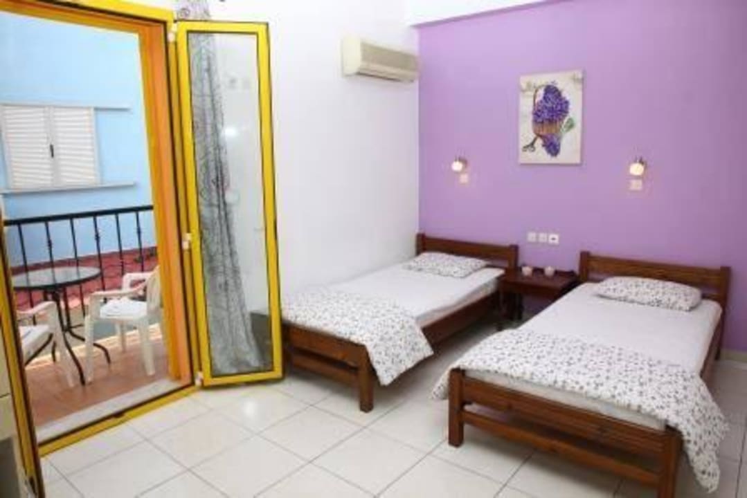 Rooms Hotel Happy Days