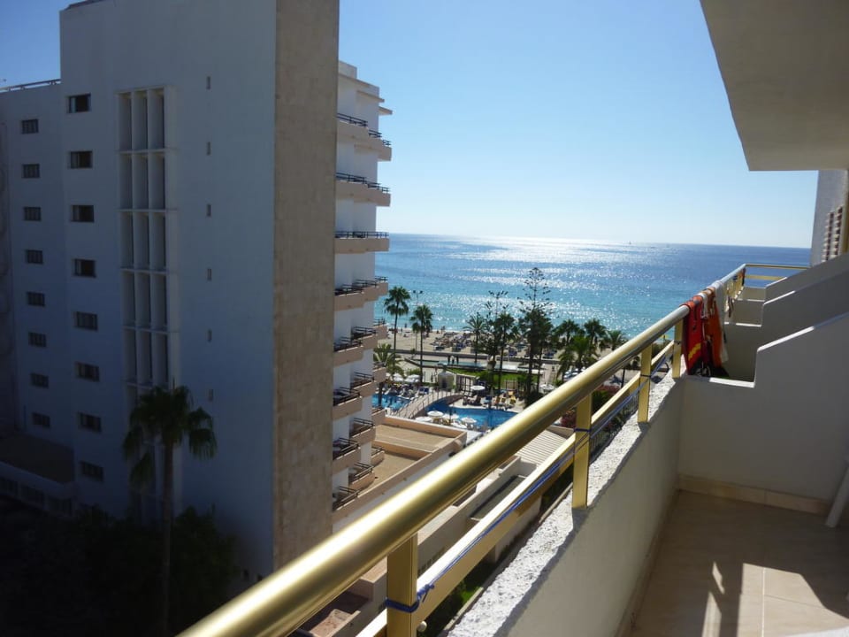 Auf den Strand Hotel Biniamar