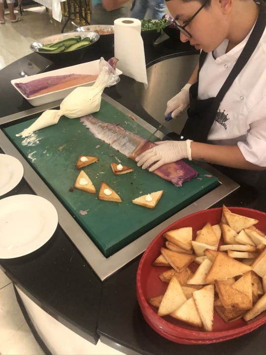 Gastro Well Palace Side