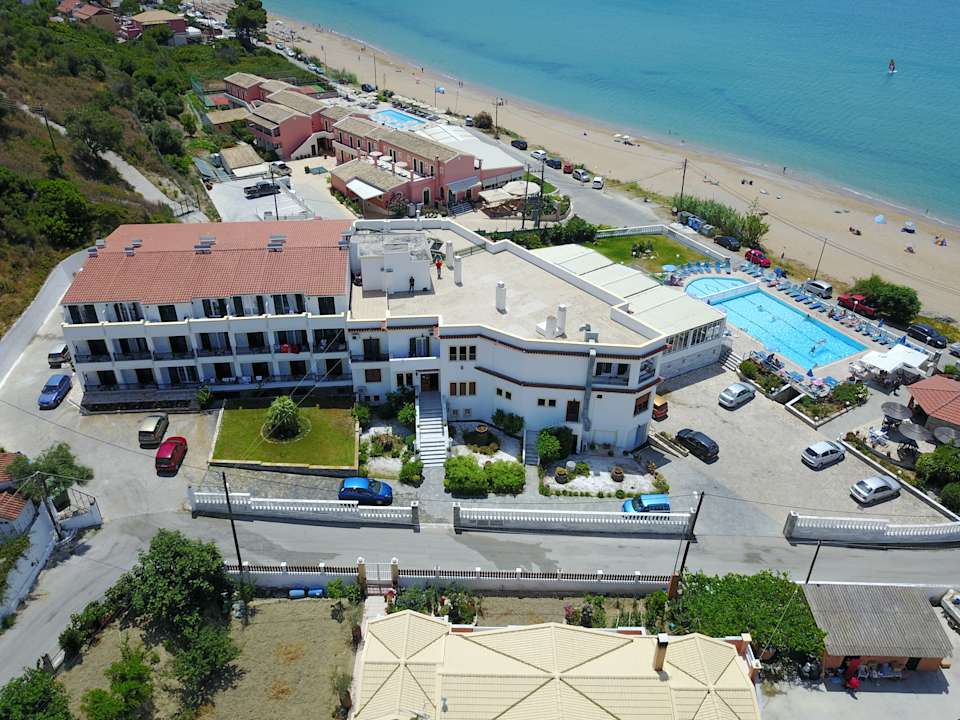 Außenansicht Hotel Belle Helene Beach